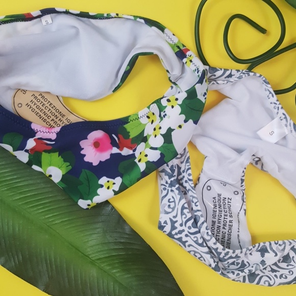 LAST CHANCE! CLOSET CLOSING!{HP!} 2/$15 bikini bottoms navy blue multi floral - Picture 5 of 7